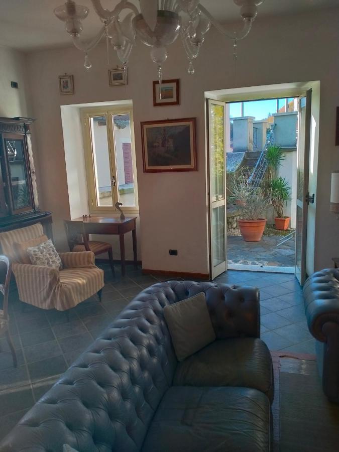Casa Vacanze "La Quiete" Nonio エクステリア 写真